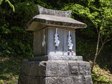 納神社