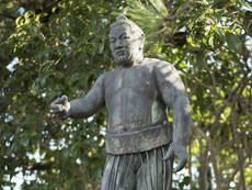 大関・栃光正之の銅像
