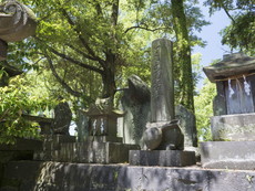 月弓尊と乙宮神社
